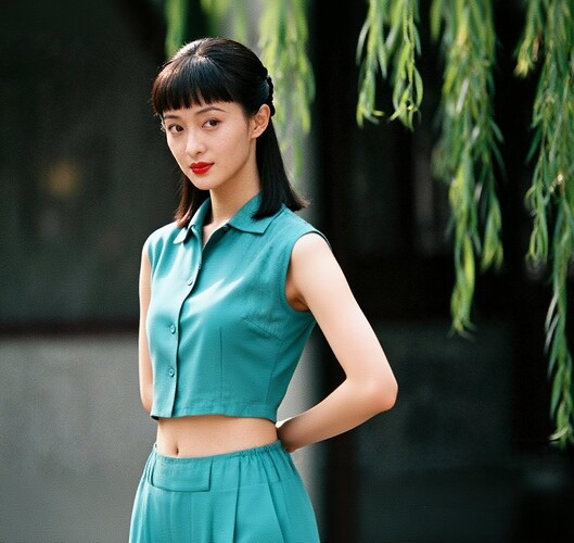 dreamina-2025-11-05-8967-change the pose of the woman to her both...