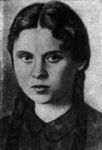 Нина Минаева, 18 лет