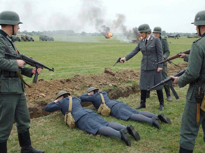 castle_stomberg_part_1_8_by_charliebravoniner_dl7fs49-pre